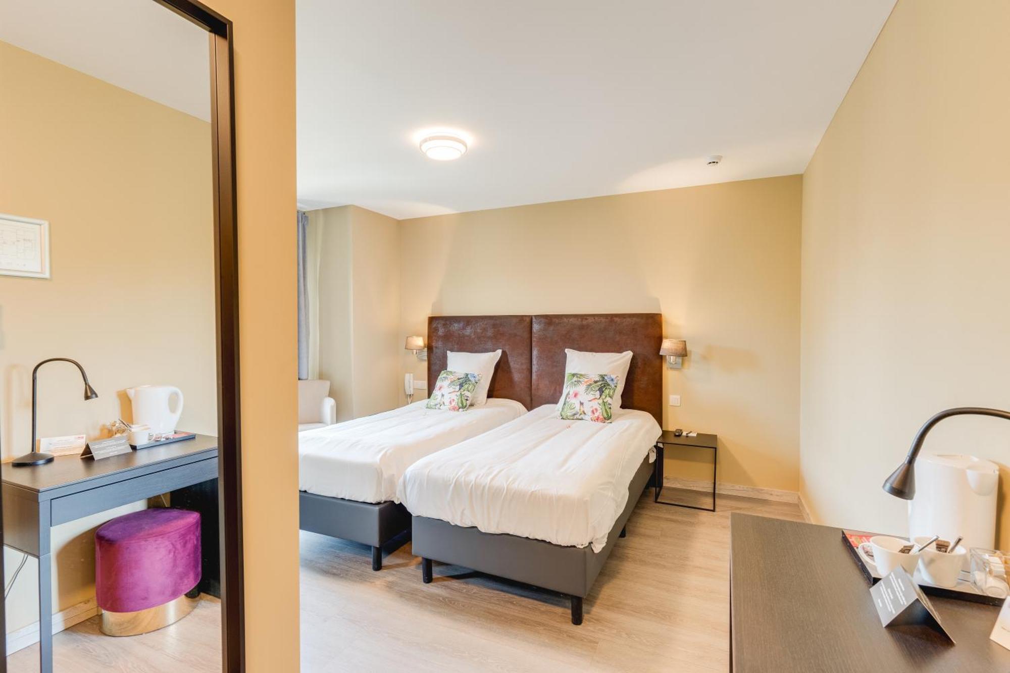 Hotel Italia Зелзате Экстерьер фото
